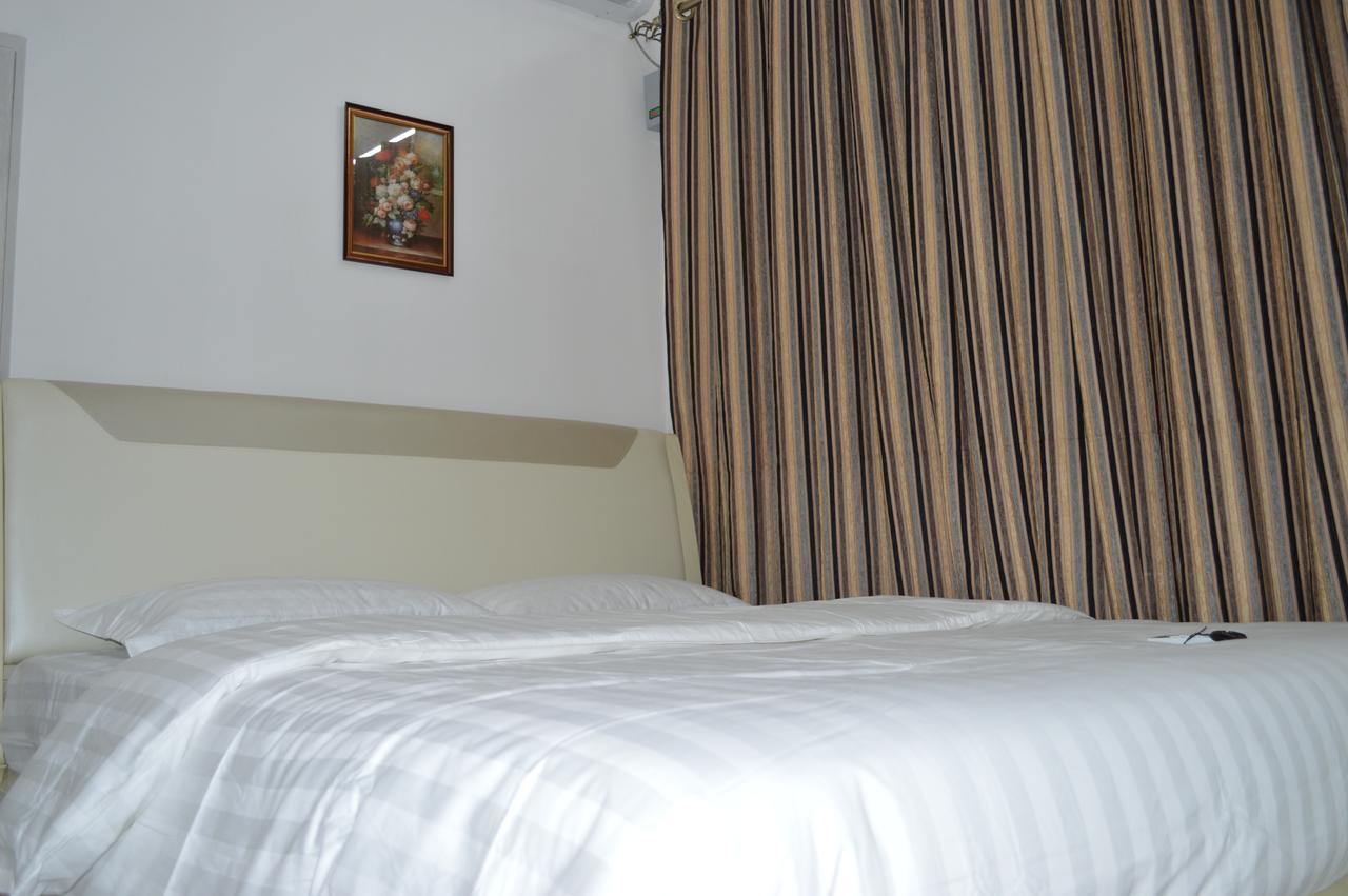 Hotel Bluebell Residency Karaikkudi Exterior foto